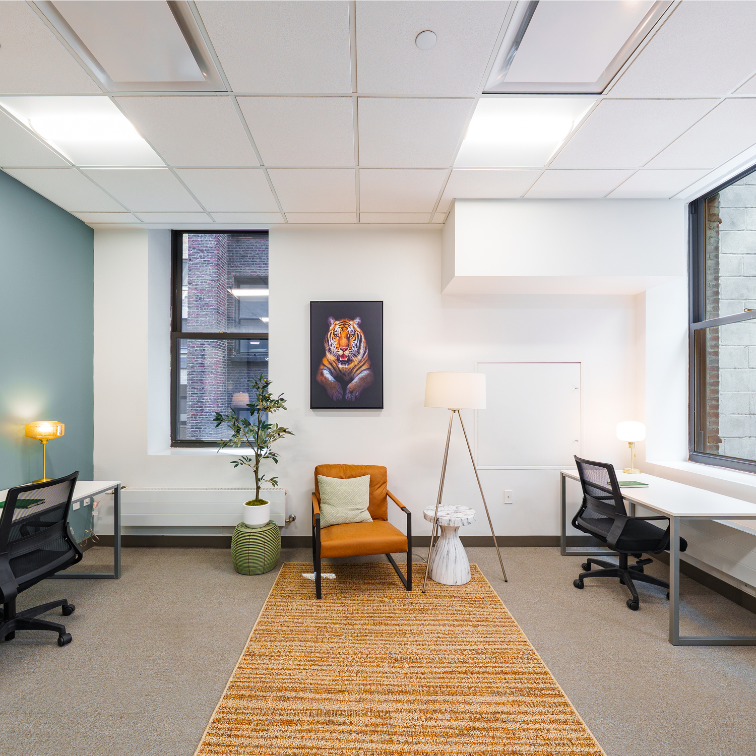 Furnished Office Space in Manhattan: Is Move-In Ready Better for Your Business?